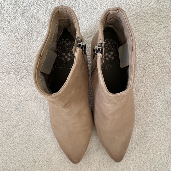 Vince Camuto Women's Grasem Stacked Heel Booties size 6M - Picture 4 of 6